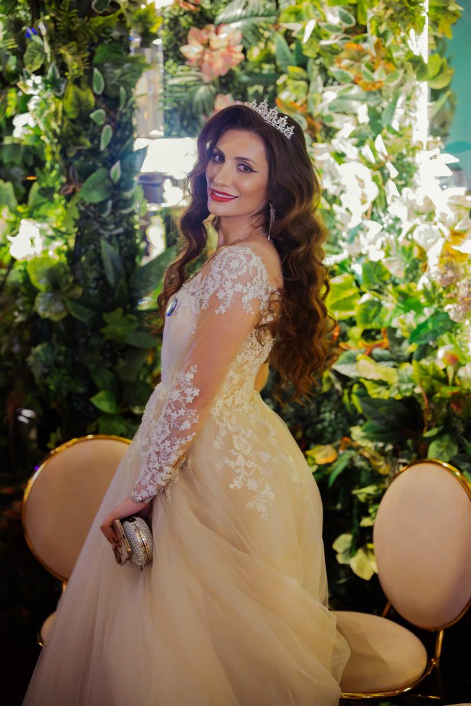 fantasy-ball-attendees2