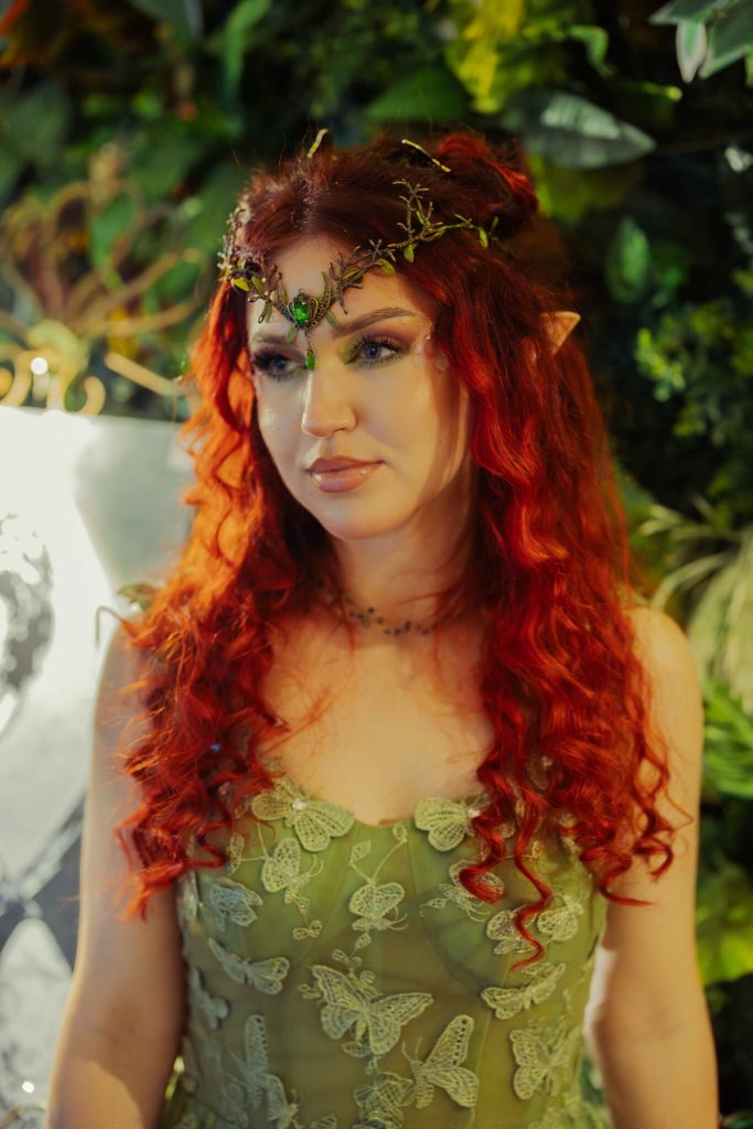 fantasy-ball-attendee5